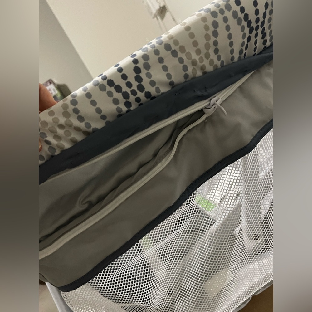 Ingenuity Foldaway Rocking Bassinet - Portable Folding Rocking Bassinet - Picture 9 of 15
